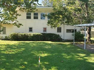 595 S Jefferson St, Welch, OK 74369
