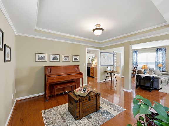 5th image of 1072 Wyndham Hills Dr
