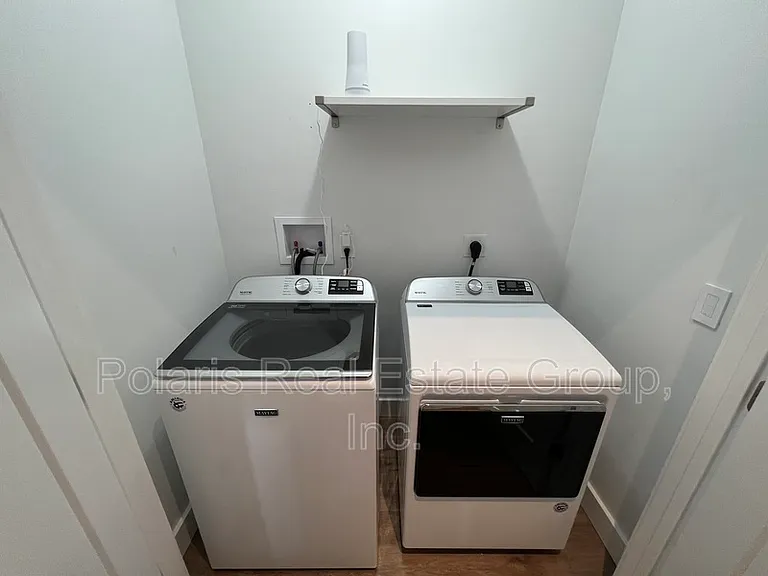 2201 Pleasant St — Photo 20
