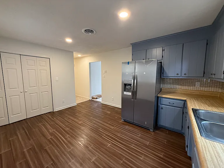15705 Gary Ave — Photo 18