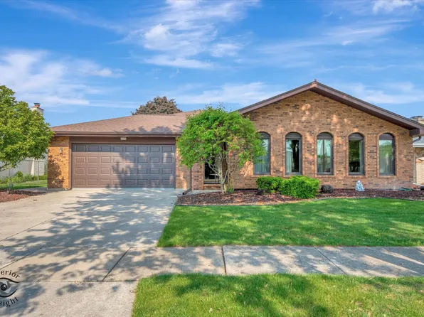15613 Heather Ct, Orland Park, IL 60462