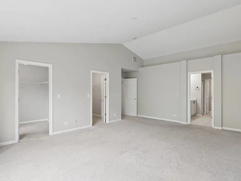1952 Crenshaw Cir #1952 — Photo 8