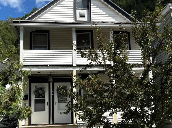 25 Flint Avenue, Little Falls, NY 13365