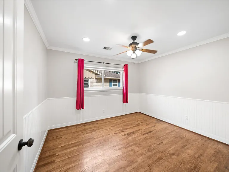 1810 Droxford Dr — Photo 18