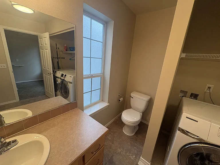 12549 Roosevelt Way NE #4 — Photo 19