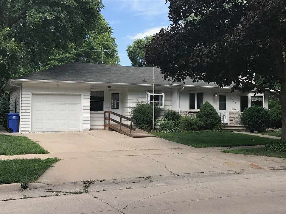 1705 Owen St Charles City IA 50616 Zillow