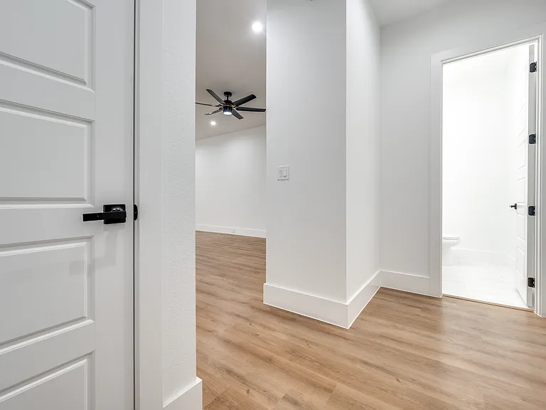 2343 Hondo Ave #2343 — Photo 19