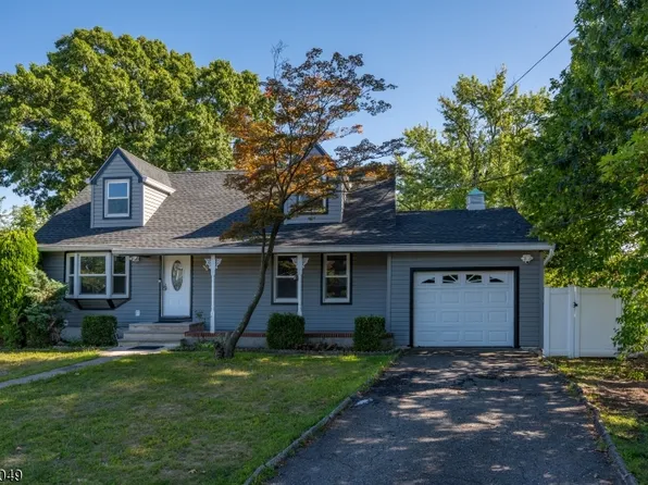 43 Graydon Ter, Clifton City, NJ 07013