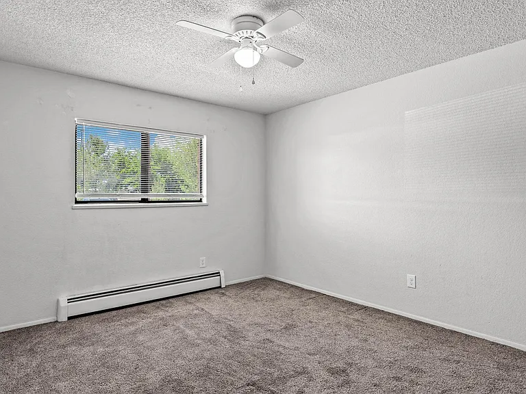 540 29th Rd — Photo 13