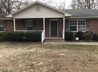 1040 Lewis Rd, Sumter, SC 29154