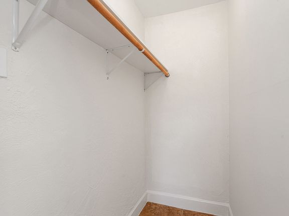 3rd image of 3007 Vine St