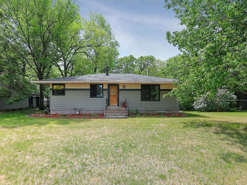 1st image of 3304 Viking Blvd NE