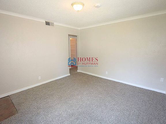 5th image of 1713 Hawthorne Ave