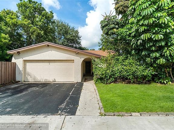 2nd image of 8750 SW 50th Pl