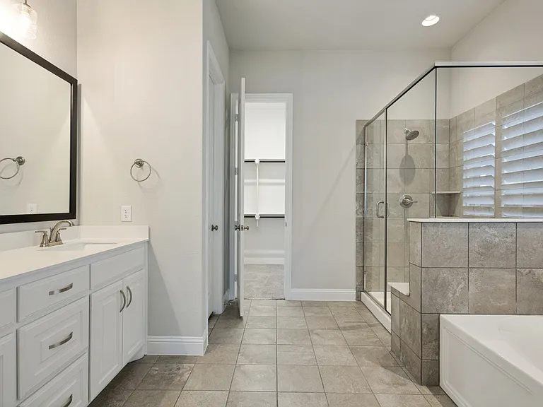 603 Warner Dr — Photo 8