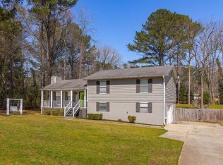 2062 Woodbine Cir, Austell, GA 30168