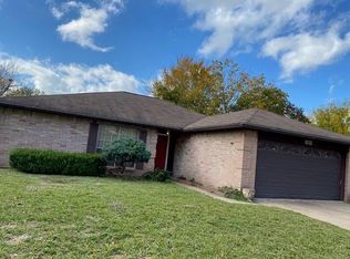 10122 Limewood Ln, Sugar Land, TX 77498