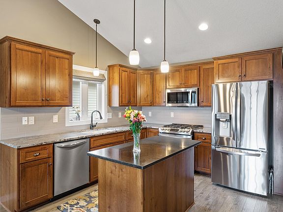 4th image of 11732 Erskin Cir