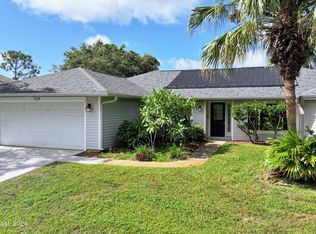 329 Rheine Rd NW, Palm Bay, FL 32907