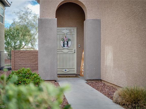 4th image of 7626 Phoenix Peak St