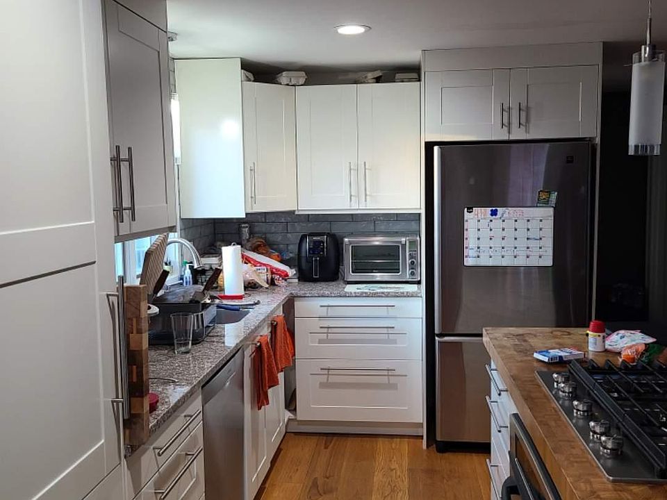 2nd image of 6 Beverly Rd