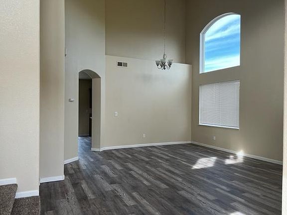 formal dining, formal living