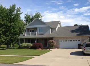 4140 Grandwood Cir, Saint Joseph, MI 49085