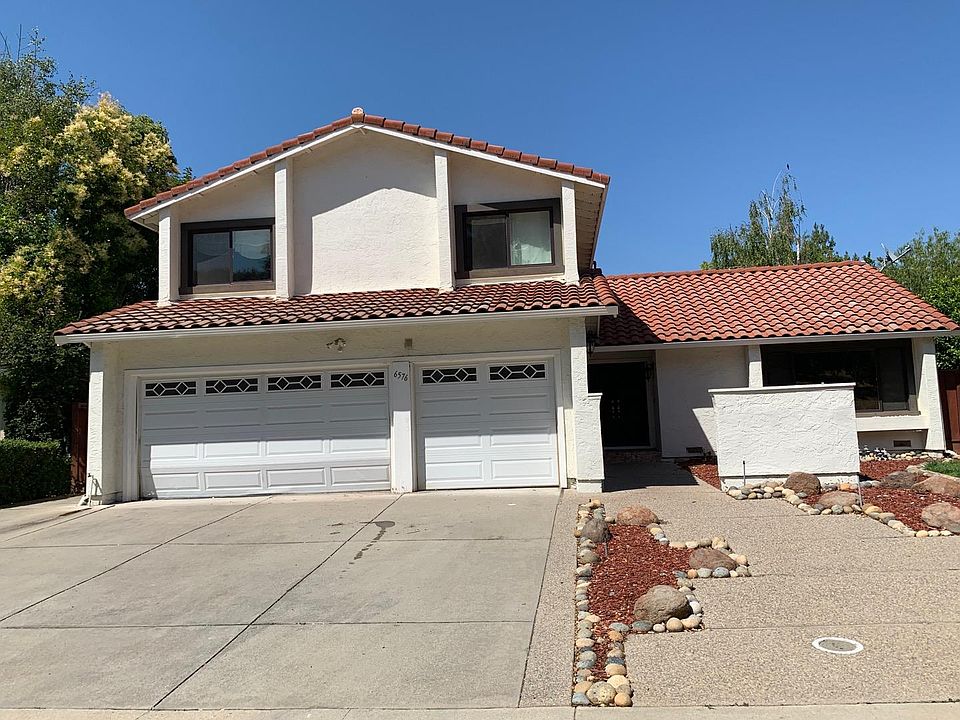 2nd image of 6576 Whispering Pines Dr