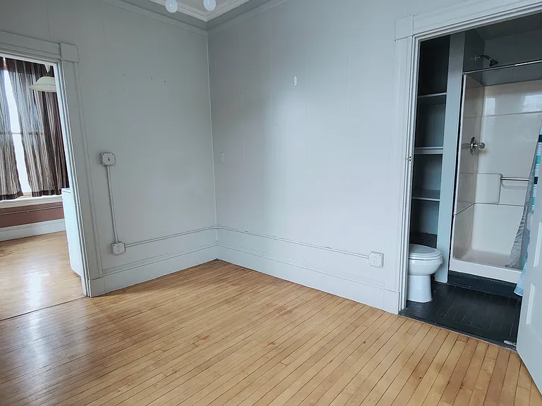 119 Main St #2 — Photo 5