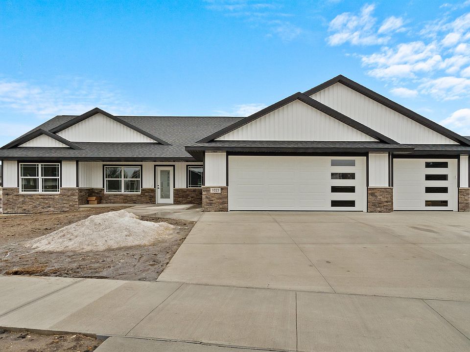 1st image of 1023 Oakview Dr