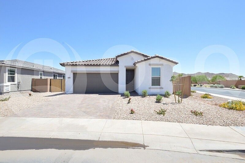 1st image of 2075 E Escondido Pl