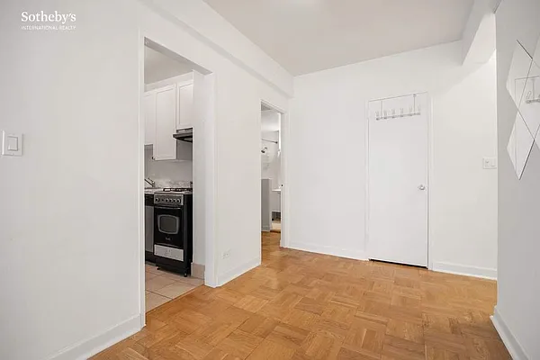 Rented by Sotheby's International Realty | media 15