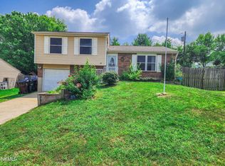 35 Crystal Lake Dr, Covington, KY 41017