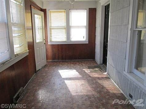 4th image of 980 Lavette Ave