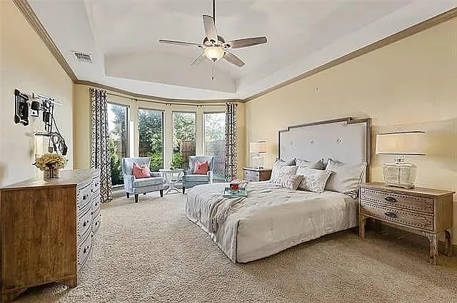 2408 Lady Of The Lake Blvd — Photo 16