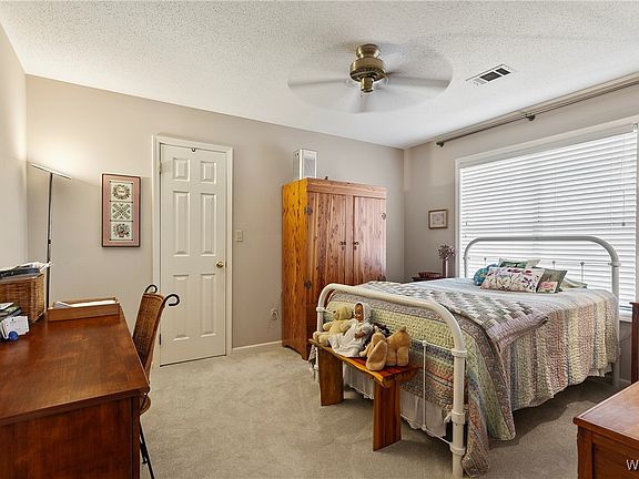 5th image of 845 Ashland Dr