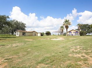 10705 N State Hwy 16, Poteet, TX 78065