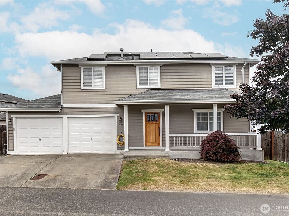 1st image of 1024 85th Drive NE