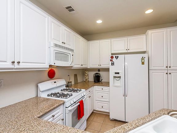 5th image of 27428 Gentlebrook Ct
