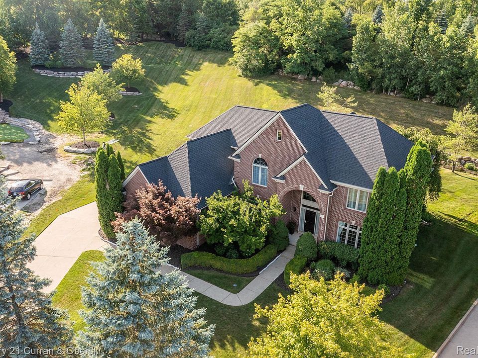 1st image of 18585 Steep Hollow Ct