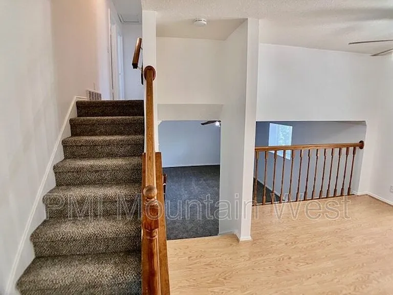 2186 N 1965 E — Photo 23