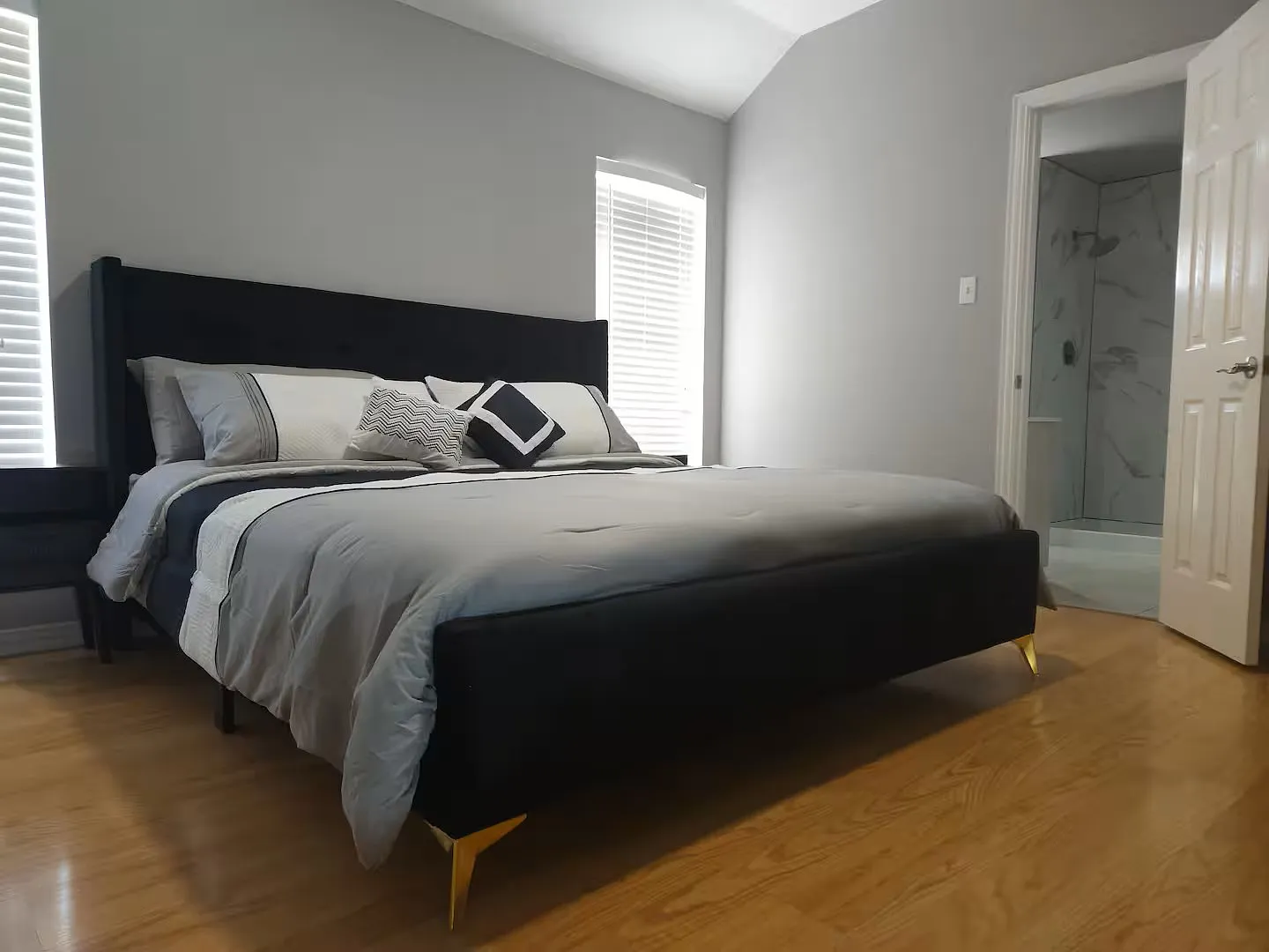 3 bed, 1477 sqft, $2,500 — Photo 4