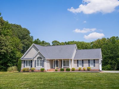 60 Country Brooke Ln, Roxboro, NC, 27574