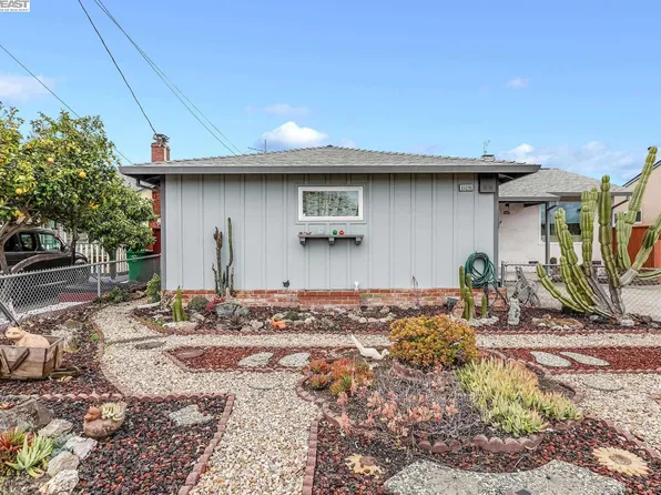 15281 Elvina Dr, San Leandro, CA 94579