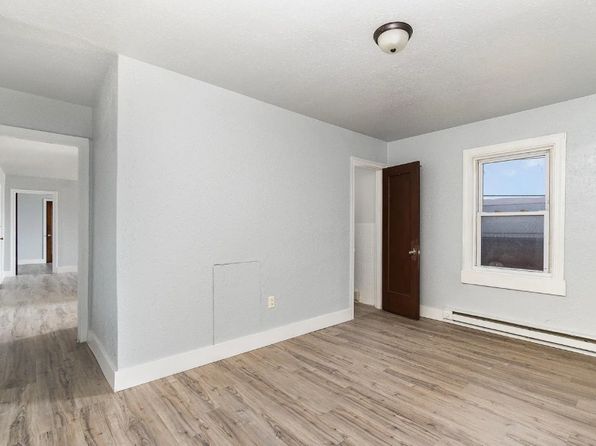 (undisclosed Address)