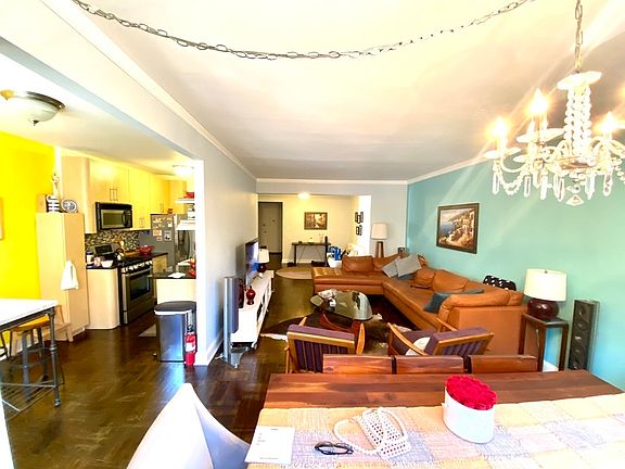 2nd image of 67-40 Yellowstone Blvd APT 2D