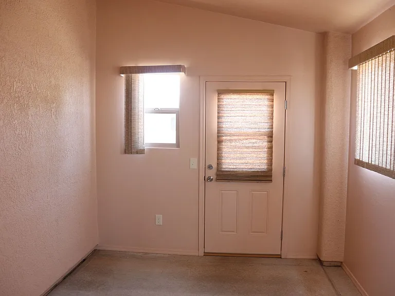 5379 Almosa St — Photo 19