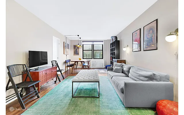 Sold by Douglas Elliman | media 16