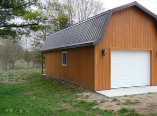 6591 S Tripp Rd, Osseo, MI 49266