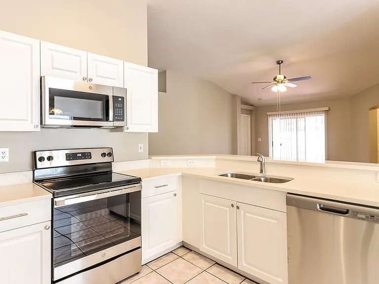 3304 Pin Oak Ln — Photo 8